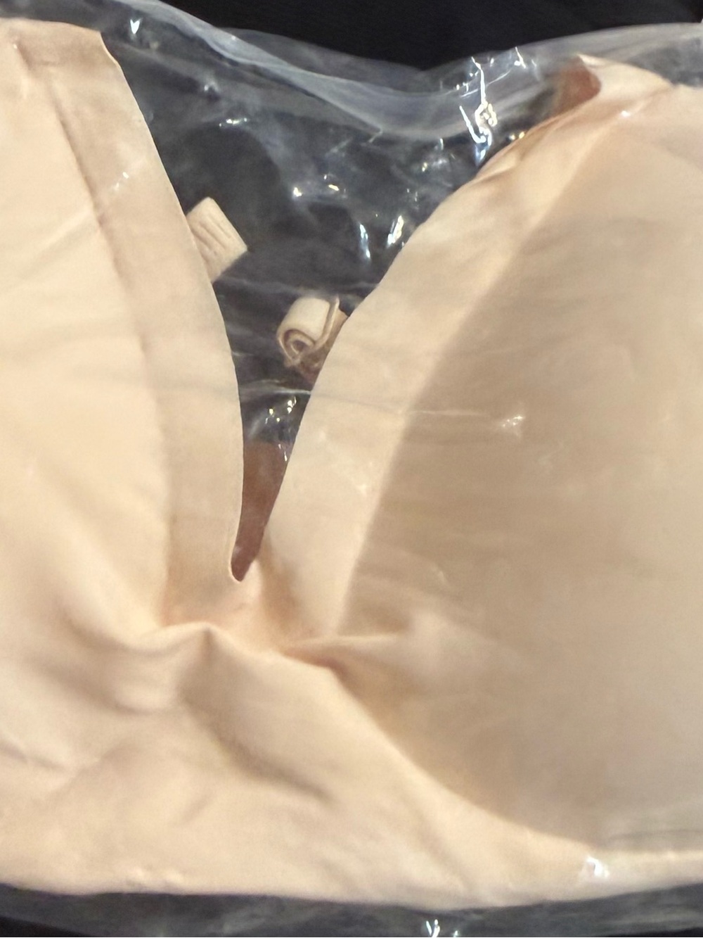 Source Unknown Seamless Plunge Bra in Light Beige
